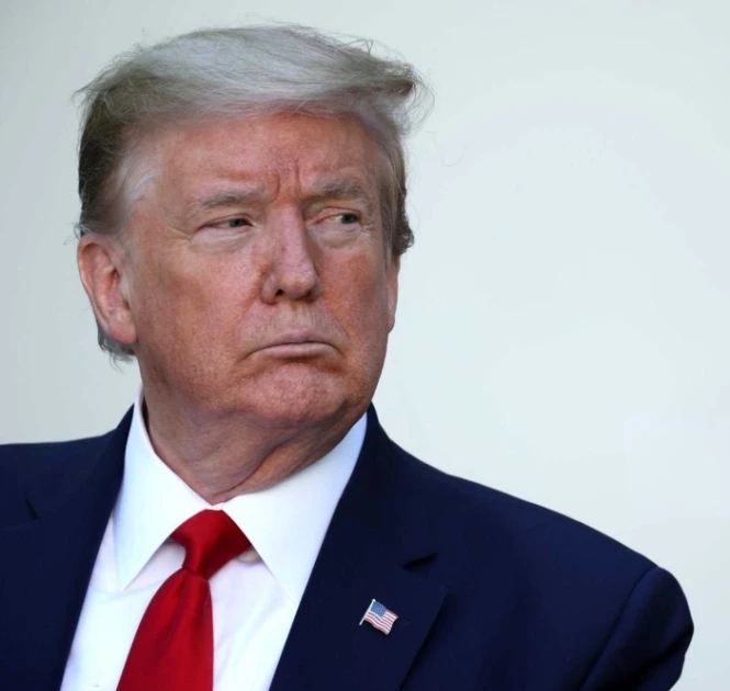 特朗普将加拿大钢铁进口关税提高一倍